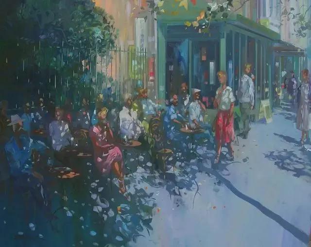 条理讲解:双波行运在其中，来去自如声飞扬。猜一准确动物