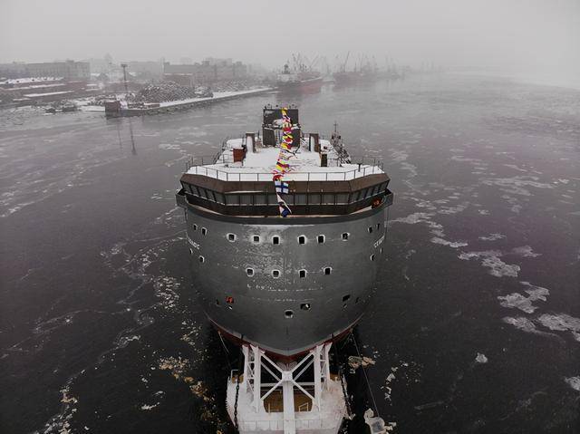 趋势研判（什么船从来不下水—宇宙飞船）猜一数字