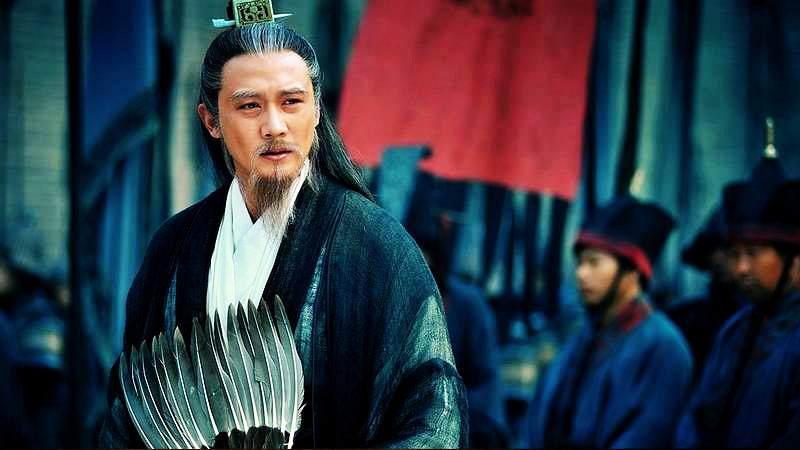 实战解析:司马徽再荐名士，刘玄德三颐草庐指哪个生肖