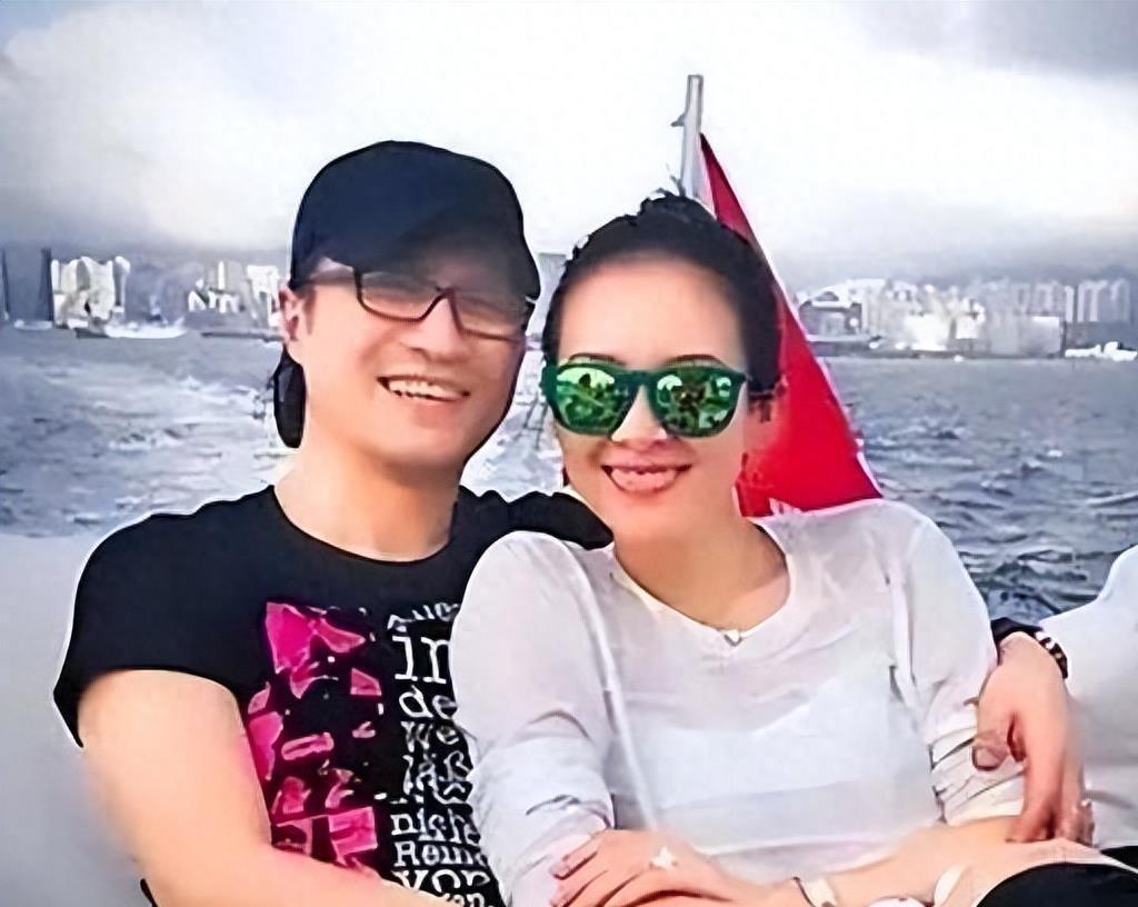 内幕披露:胎生卵孵口含毒，十七山色四五看打一数字