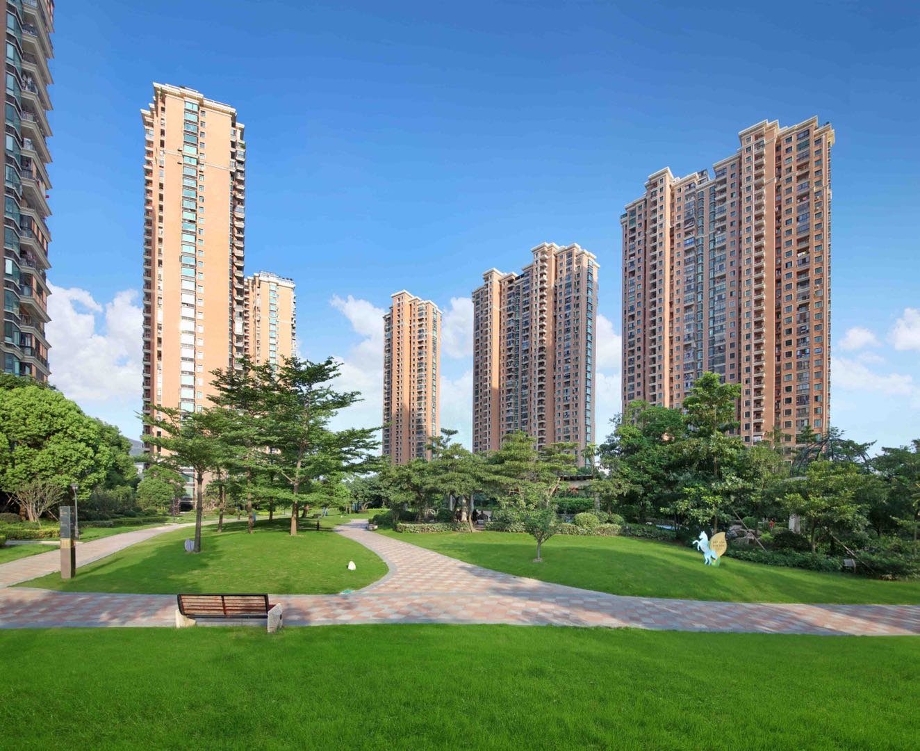 图文解析:草绿裙腰一道斜指哪个生肖