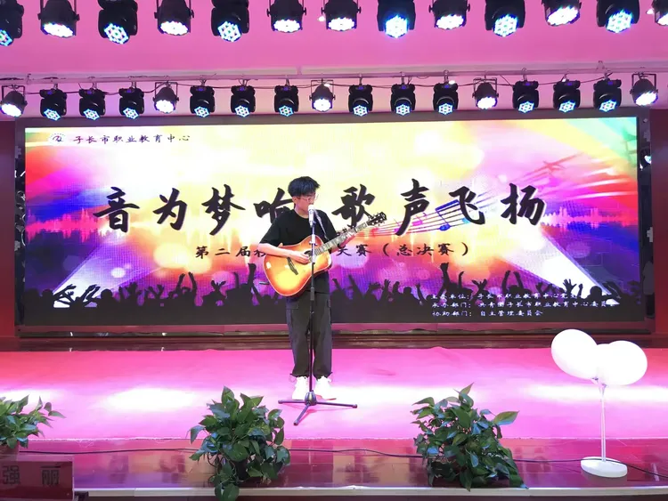 深度剖析:双波行运在其中，来去自如声飞扬。是打什么最佳精准生肖