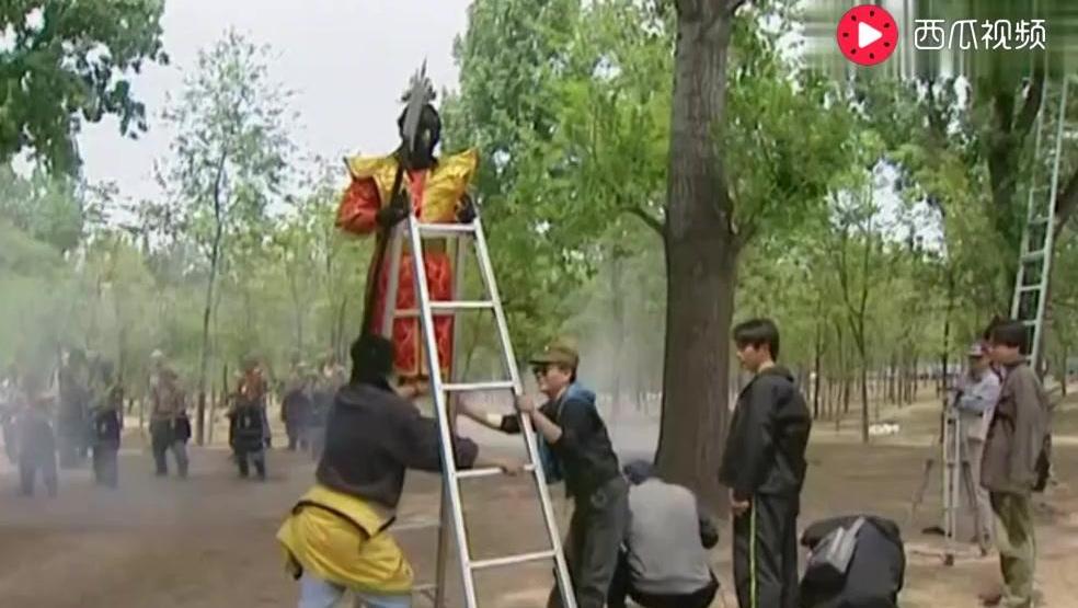 趋势研判（外道施威欺正性，心猿獲實伏邪魔）指哪个生肖